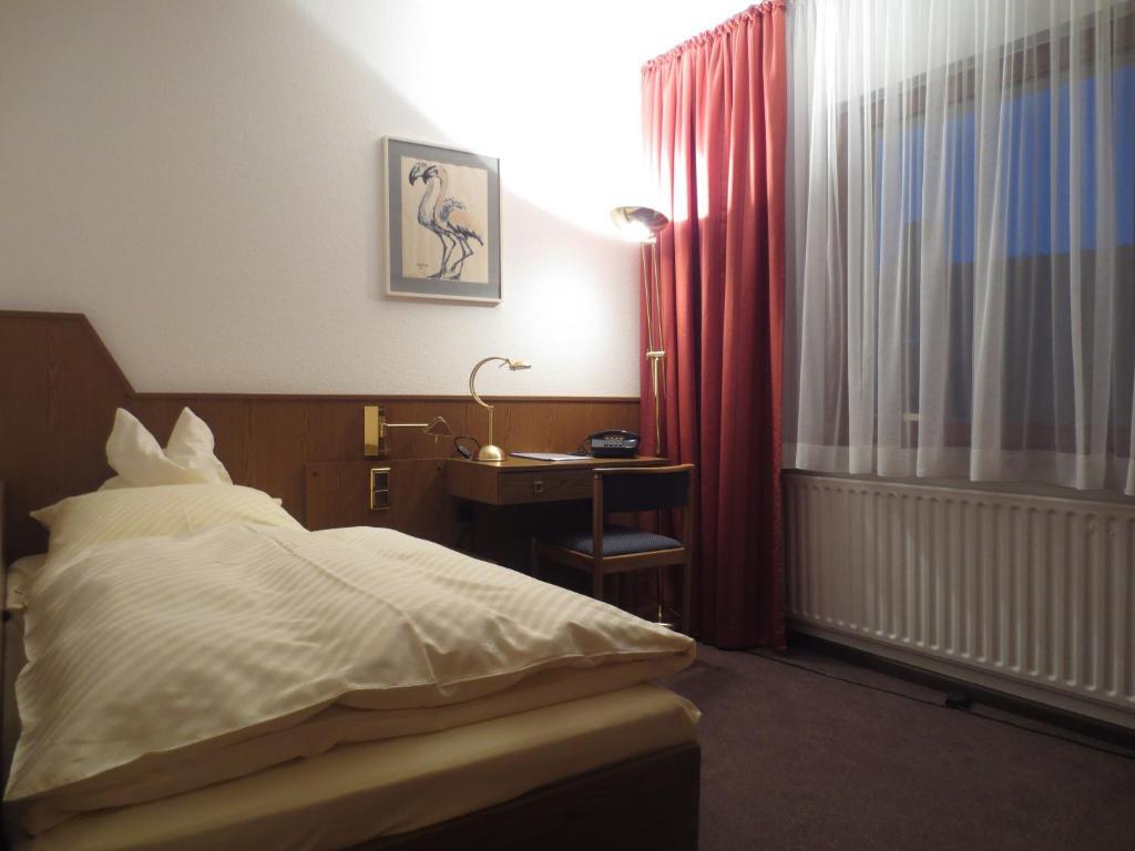Parkhotel Goldlinde Bodenwerder Room photo