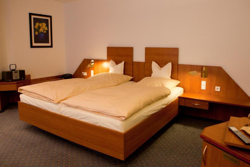 Parkhotel Goldlinde Bodenwerder Room photo